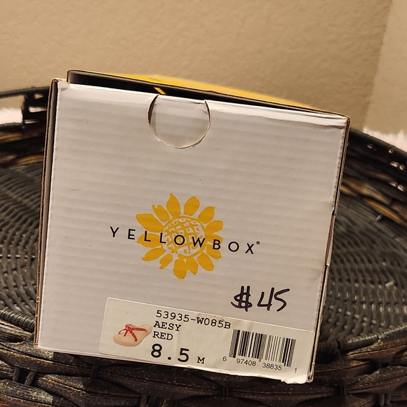 CRISS CROSS STRAP SANDALS COLOR RED - Picture 7 of 7